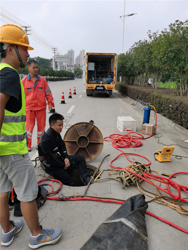 沿河翻衬法管道修复技术主要工序
