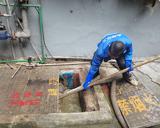 沿河清掏化粪池